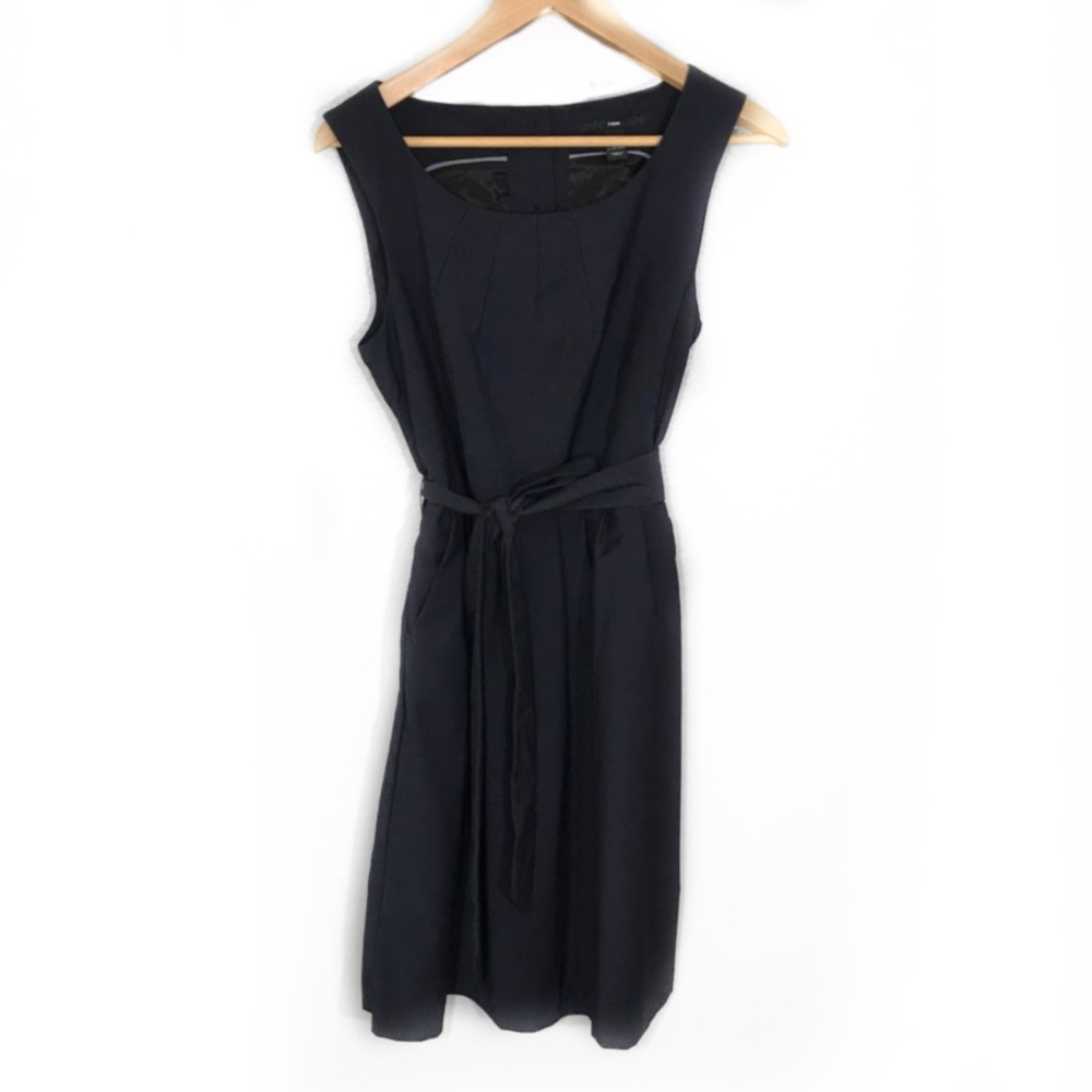 H&M Navy sleeveless pleated Dress